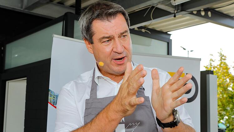 Markus Söder beweist sich als redegewandter Politiker.