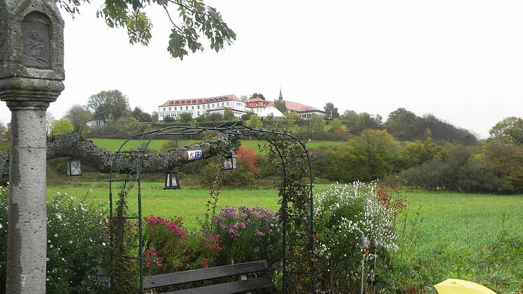 Volkersberg bei Regen.Joachim Rübel