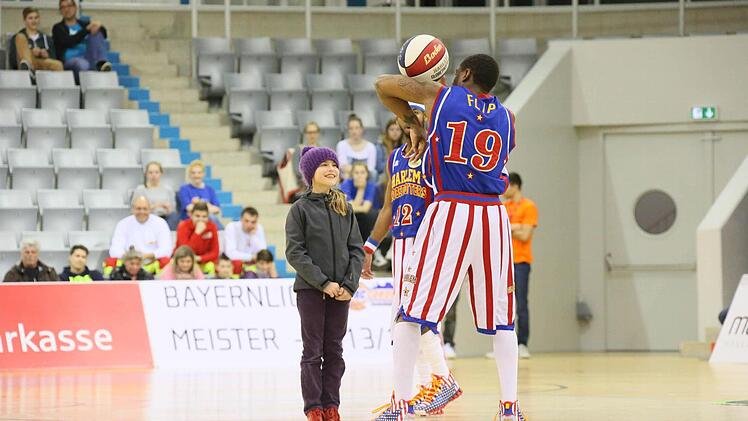 Am Dienstag waren die Harlem Globetrotters zu Gast in Coburg. Foto: Matthias Hoch