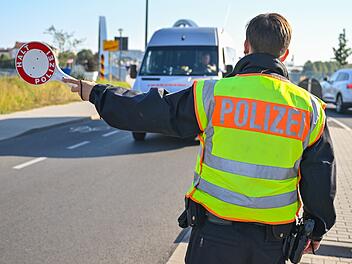 Polizei kontrolliert Transporter auf A73 im Kreis Bamberg - und verhindert wohl Katastrophe