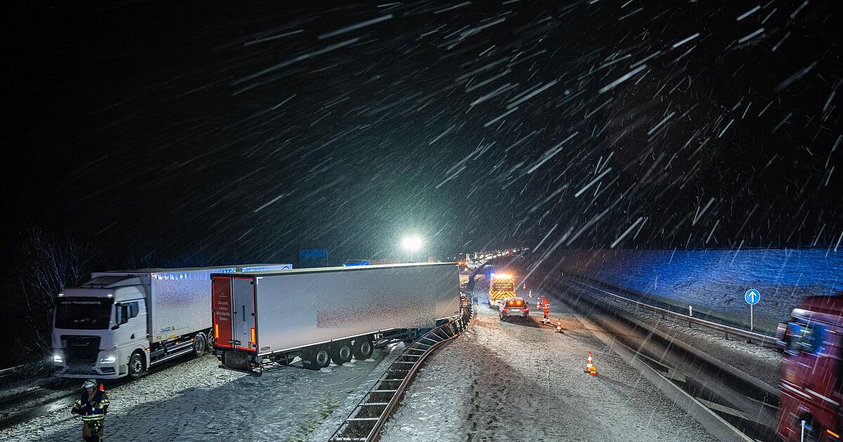 Gl-tte-Chaos-auf-Frankens-Stra-en-Unfall-mit-Sommerreifen-sorgt-f-r-Kopfsch-tteln