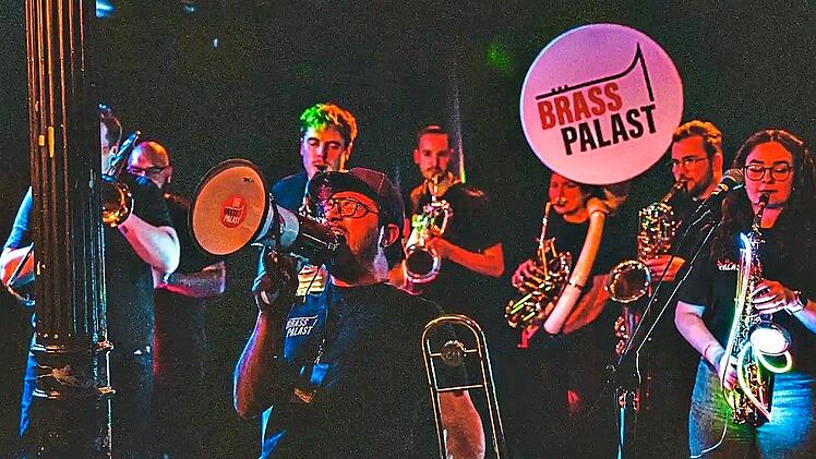 &bdquo;Brass Palast&ldquo; bietet bei der Festivalparty im Jungen Theater am Freitag eine Mischung aus Blasmusik und elektronischen Beats.Junges Theater Forchheim