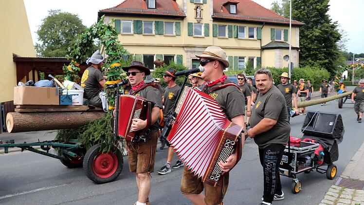 Die Knutschbär'n sorgten für die musikalische Begleitung. Foto: Johanna Blum