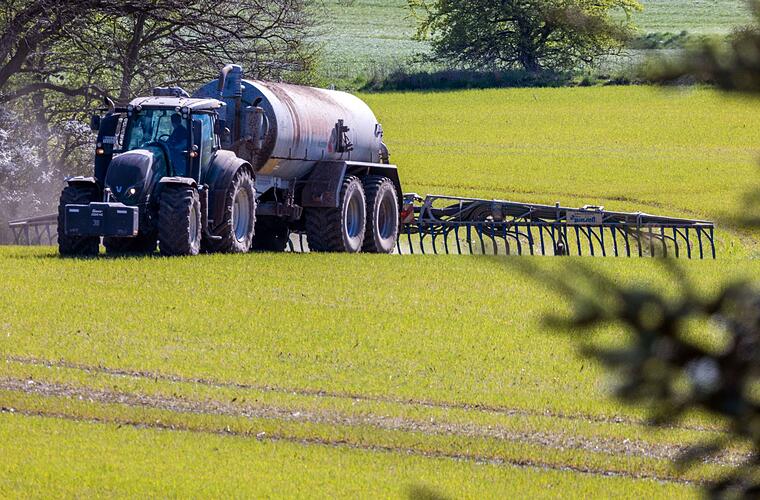 EU-Kommission: Milliarden-Kosten durch Stickstoffbelastung