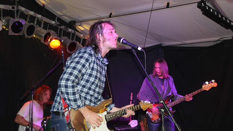 Das Trio "The Double Vision" aus der Nähe von Erfurt spielte knallharten Blues-Rock. Von links Silvio Remus, Stephan Graf und Torsten Sieboldt.Friedwald Schedel