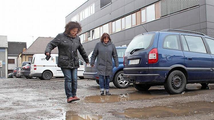 Mit dem Ausbau des Parkplatzes am Vogelseck in Höchstadt soll die Innenstadt-Sanierung heuer anlaufen. Foto: Andreas Dorsch (Archiv)