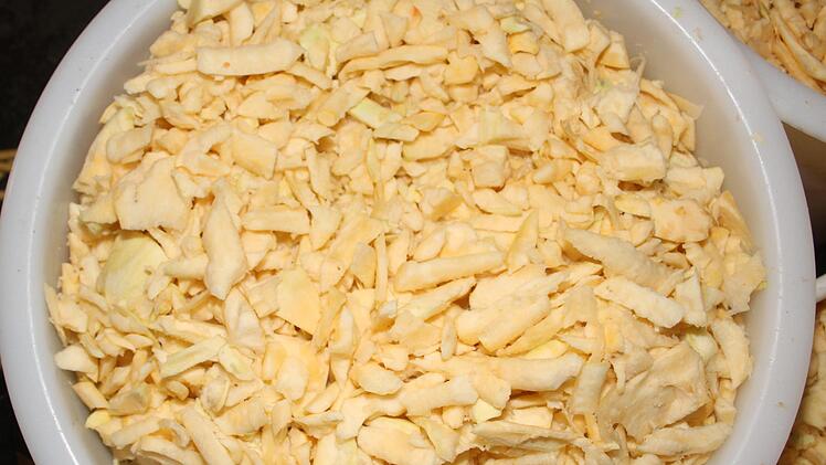 Die Wallenfelser nennen die Steckrüben "Erdkohlrabi".