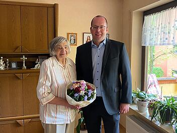 Stein: B&uuml;rgerin feiert 100. Geburtstag - wie sie sich fit h&auml;lt