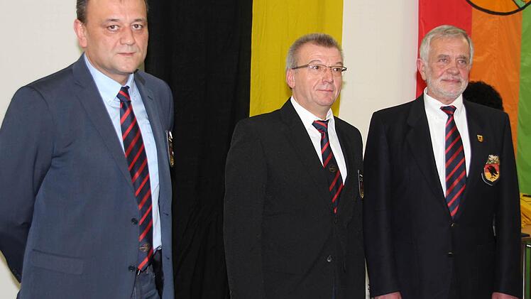Die DLRG-Mannen: Andreas Mölter, Alfred Och und Klaus Bayersdorfer (von links).
