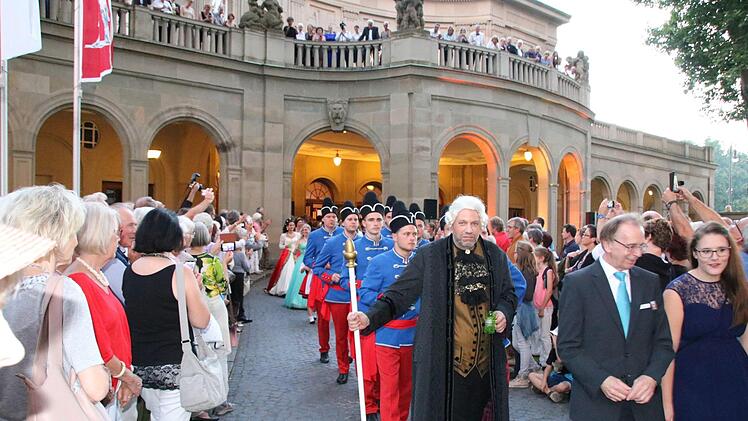 Eindrücke von Rakoczy-Ball und Gläser-Polonaise. Foto: Ralf Ruppert