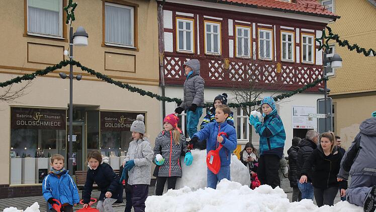 Riesengaudi auf dem Bad Rodacher Marktplatz