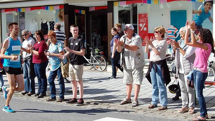 Bürgermeister Andreas Hügerich schaffte die 20-Km-Strecke in einer Stunde, 26 Minuten und 34 Sekunden. Foto: Andreas Welz