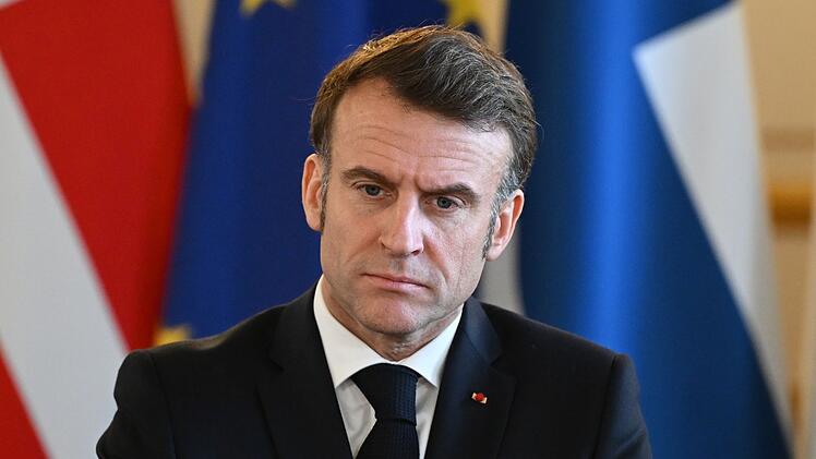 Frankreichs Staatschef Emmanuel Macron steckt aktuell mal wieder in einer Regierungskrise.
