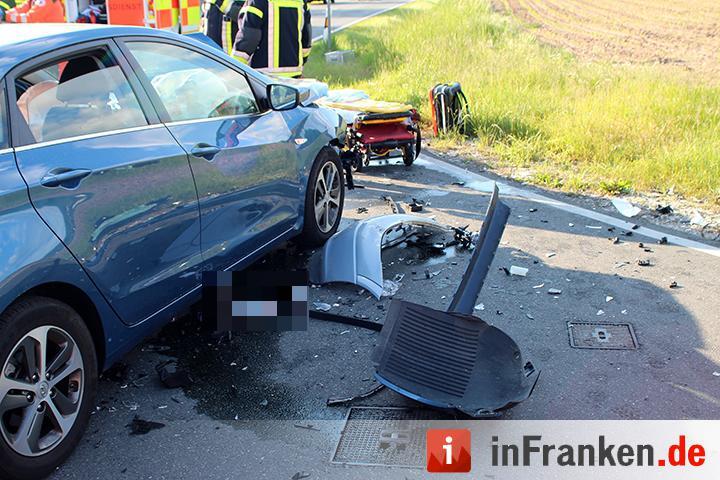 Landkreis Fürth: Frontalkollision bei Zirndorf