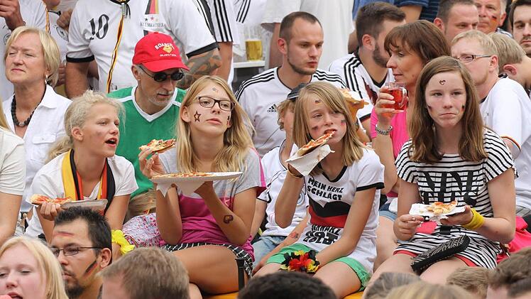 Kulmbach feiert Einzug ins WM-Halbfinale Foto: Markus Roider