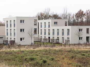 Am Eggolsheimer Weg 4 kümmert sich der Fachdienst für Wohnungsnot um Menschen, die keine Bleibe mehr haben. 125 Obdachlose leben in Forchheim, die 56 Plätze im Haus für Wohnungsnot (Bild) sind längst ausgebucht. Foto: Josef Hofbauer