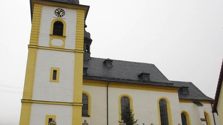 Der mysteriöse Vorfall geschah in der Kirche St. Leonhard in Zeyern.  Foto: Archiv/Heike Schülein