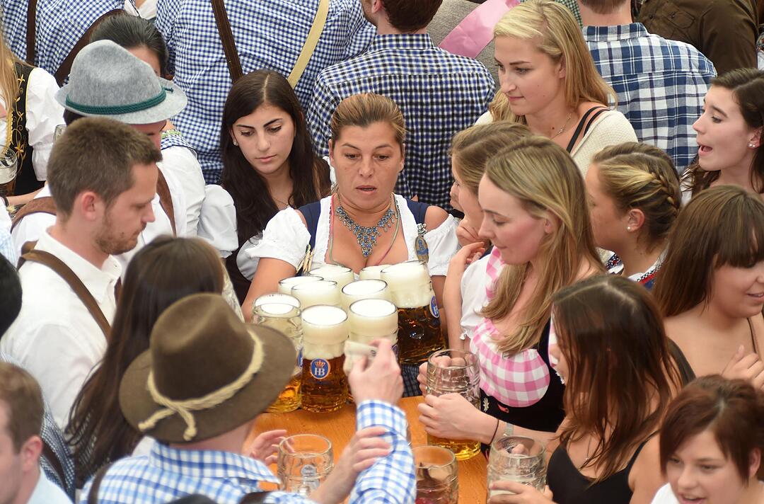 Wiesn: Oktoberfest 2015 startet in München