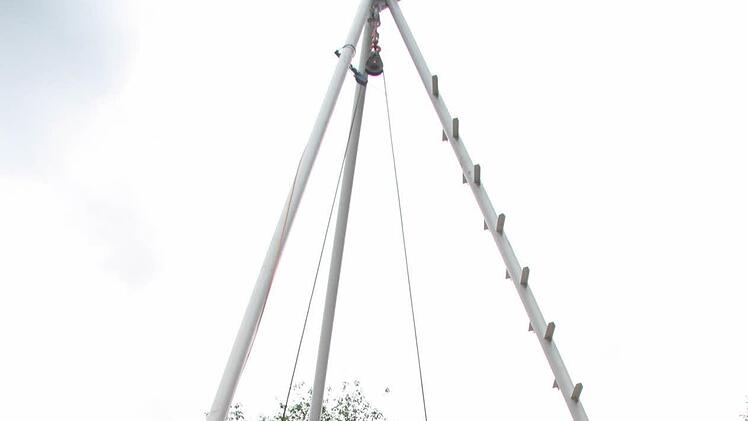 Über dem ehemaligen Fahrschacht der St. Veits-Zeche haben die Bergbauspezialfirmen eine Baustelle eingerichtet. Foto: Sonja Adam