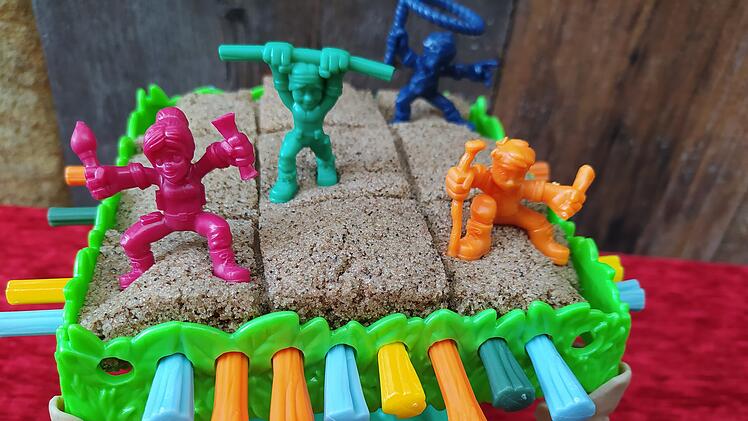 Spiele-Test Rubinjagd im Treibsand: das Abenteuerspiel mit Kinetic Sand