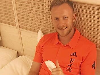 Cedric Teuchert sitzt in seinem Hotelzimmer in Osaka. Für ein Telefonat mit unserer Zeitung hat der Coburger seine FFP2-Maske abgenommen. Allgemein sind die Corona-Vorschriften derzeit in Japan aber äußerst streng.