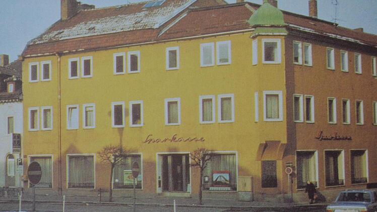 So sah die Sparkasse am Markt bis 1979 aus. (Foto: Rainer Lutz)