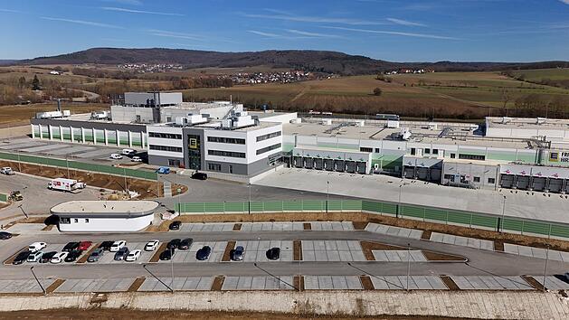 Edeka nimmt neues Gro&szlig;werk in Oberfranken in Betrieb
