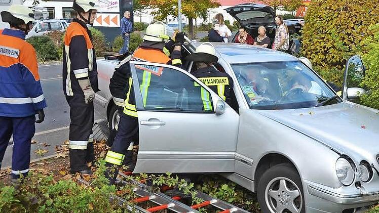 Nicht immer brennt es, wenn die Freiwillige Feuerwehr ausrücken muss: Die Zahl der technischen Hilfeleistungen steigt seit Jahren ständig an. Foto: Peter Rauch/Archiv