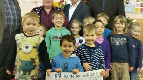 Im evangelischen Kindergarten in Unterrodach freut man sich &uuml;ber die Spende aus dem Weihnachtskonzert. Foto: privat