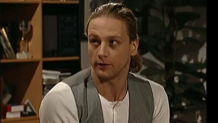 In der ARD-Soap "Verbotene Liebe" hatte Hendrik Duryn eine seiner ersten gro&szlig;en Rollen.