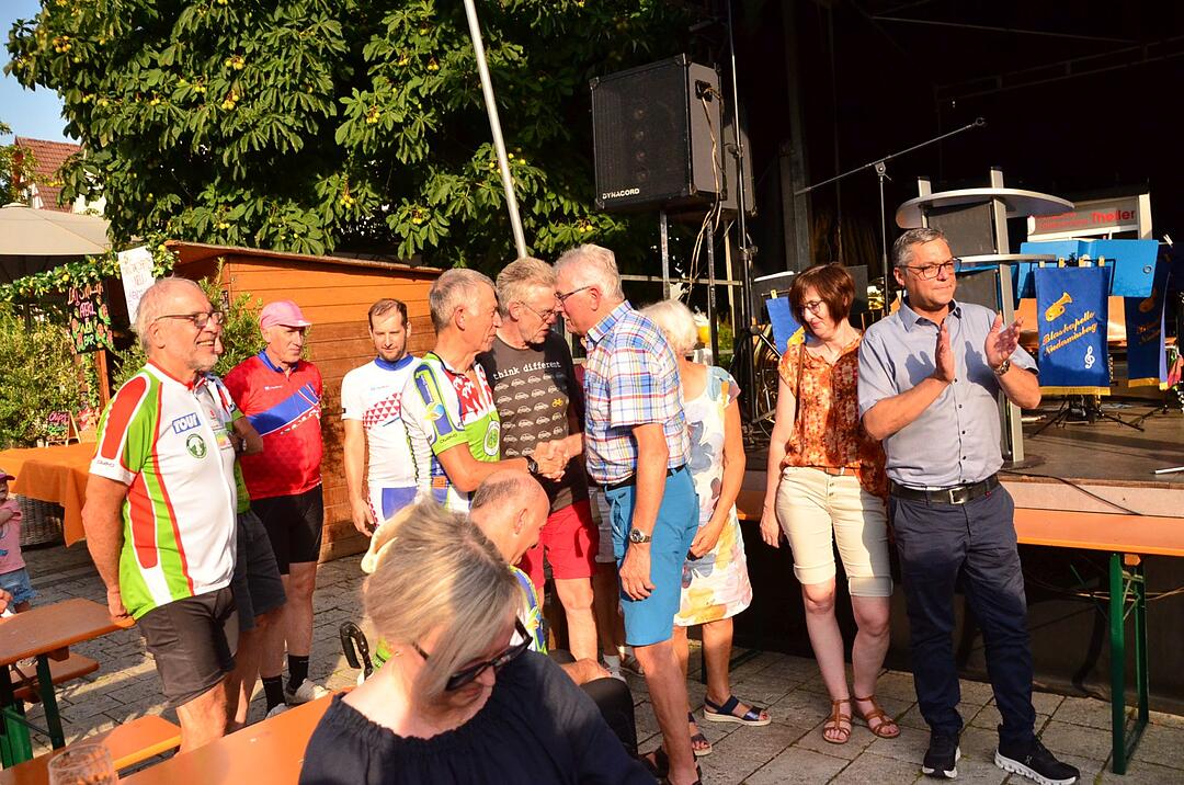 Auf dem Marktplatz Ebermannstadt wird gefeiert!