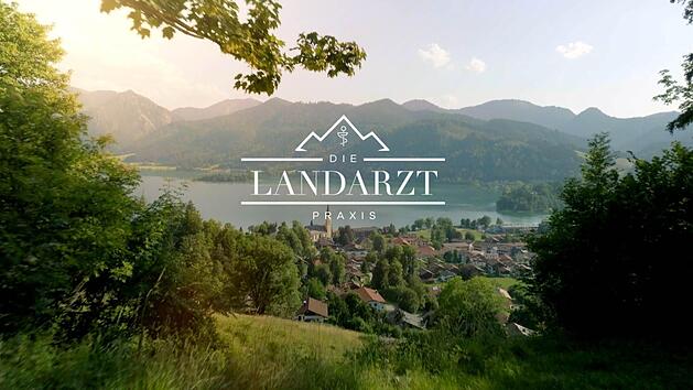 Thomas Hamer spielte zwei Staffel lang die Rolle des Kochs  Matti Steininger in der Serie "Die Landarztpraxis". Nun ist der Schauspieler verstorben.