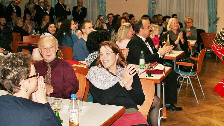 Gute Stimmung herrschte beim Faschingsauftakt im Vereinslokal Krone in Reiterswiesen.