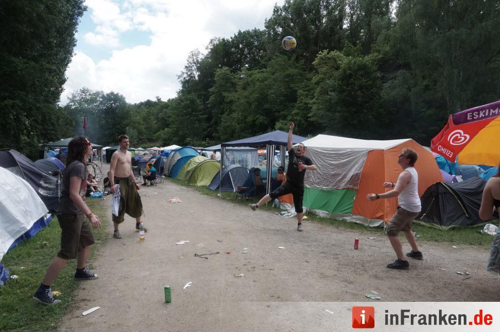 Rock im Park 2016 - Zeltplatz am Samstag