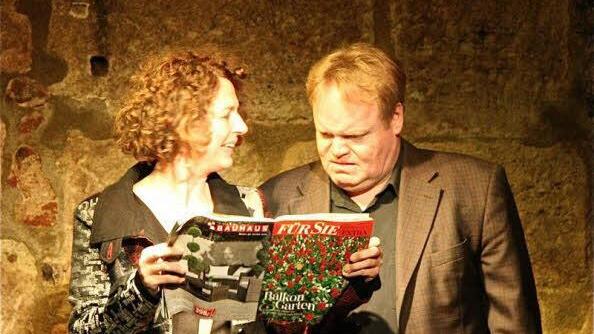 Ursula Gumbsch und Stephan Bach lassen den Sommer mit "Balkongeschichten" ausklingen.  Foto: pr