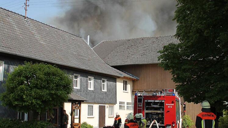 Brand eines landwirtschaftlichen Anwesens in Trübenbach Foto: Herbert Fischer