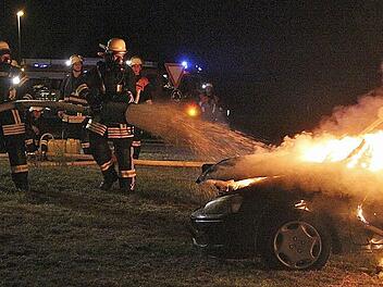 Sowohl bei Übungen als auch im Ernstfall sind die Wehren aus Wildflecken und Oberwildflecken präsent. Foto: Gerd Schaar/Archiv