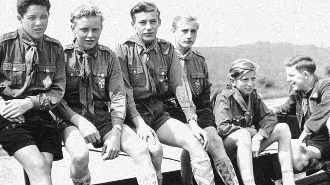 Pfadfinder-Sommerfahrt 1955 in die Fränkische Schweiz.  Foto: Archiv