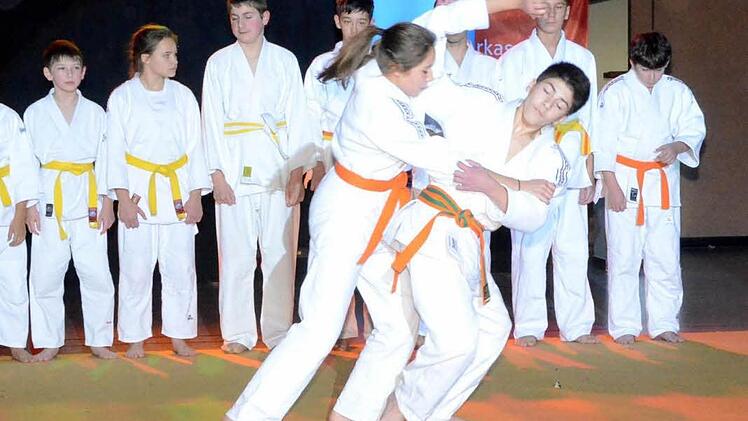 Kampfsport begeistert viele Jugendliche.  Foto: Peter Rauch