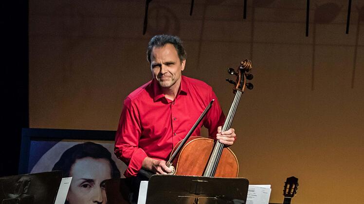 Impressionen vom Kinderkonzert "Herr Buffo und der Notendieb" im Coburger Theater in der Reithalle: Johannes Keltsch.Foto: Jochen Berger