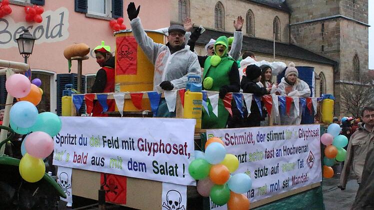 Auf gesundheitschädliche Mittel machte die Weidnitzer-Feuerwehr aufmerksam.