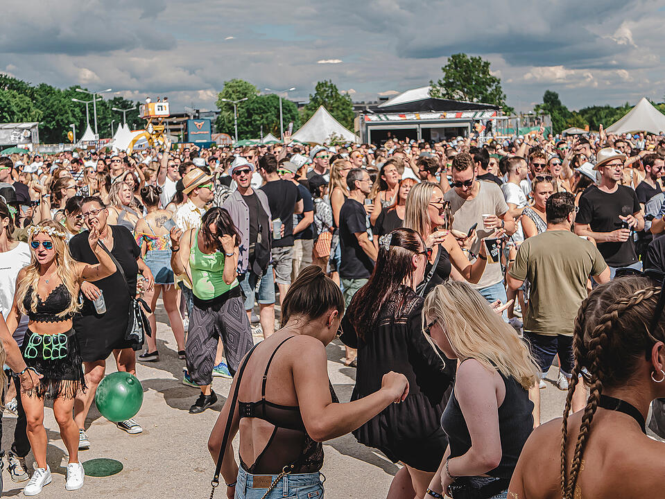 Garlic Land Festival 2022 in Nürnberg: Schrill, verrückt und extravagant.