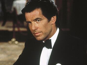 Pierce Brosnan hatte in "Goldeneye" 1995 seinen ersten Auftritt als James Bond. Angefragt wurde er bereits zehn Jahre zuvor.