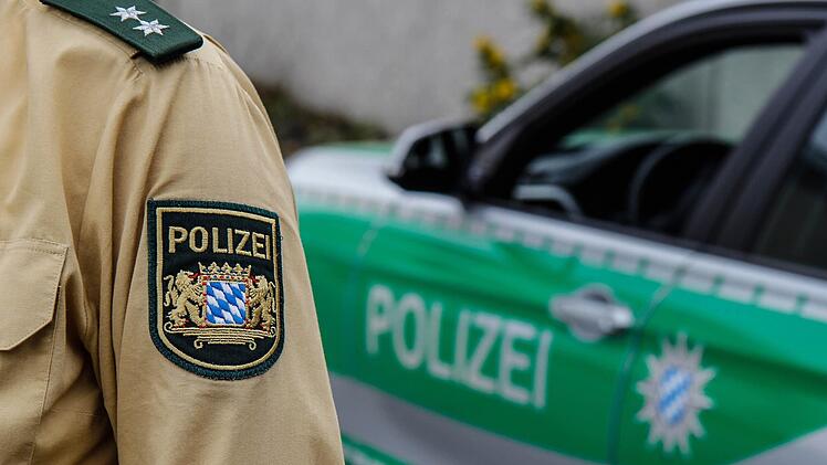 Die Polizei Oberfranken warnt aktuell wieder vor Trickbetrügern. Eine Seniorin aus Kulmbach ist am Mittwoch auf besagte Gauner hereingefallen. Symbolfoto: Christopher Schulz