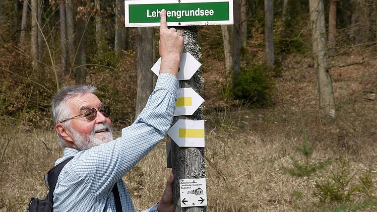 Auch die Initiative Rodachtal macht mal Fehler: Der Lehengrundsee hat ein "n" zu viel bekommen, weiß Rainer Malsch. - Foto: Berthold Köhler