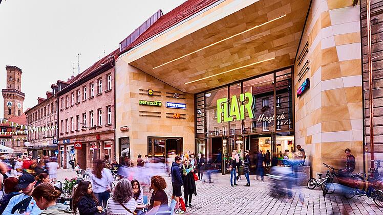 Jobmesse im Urban-Erlebnis-Center FLAiR in Fürth