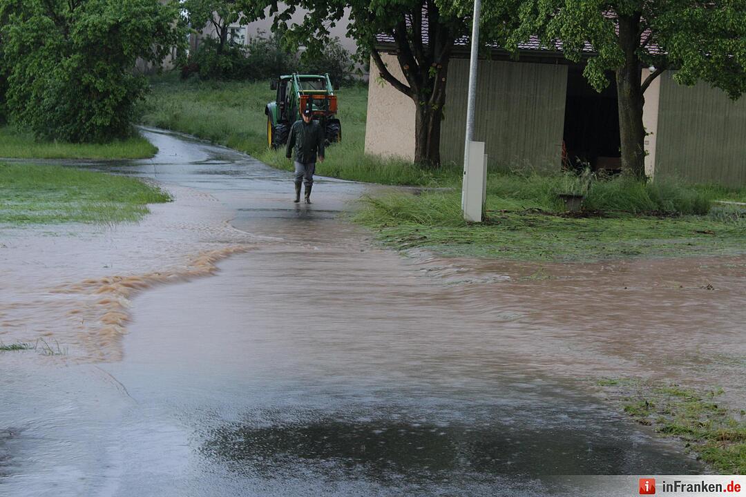 Erneute Flut ueber dem Landkreis Ansbach - Mehrere Ortschaften ueberschwemmt