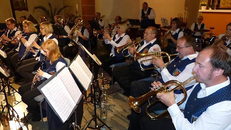 Die Stadtkapelle Kupferberg beim Konzert. Foto: Klaus-Peter Wulf