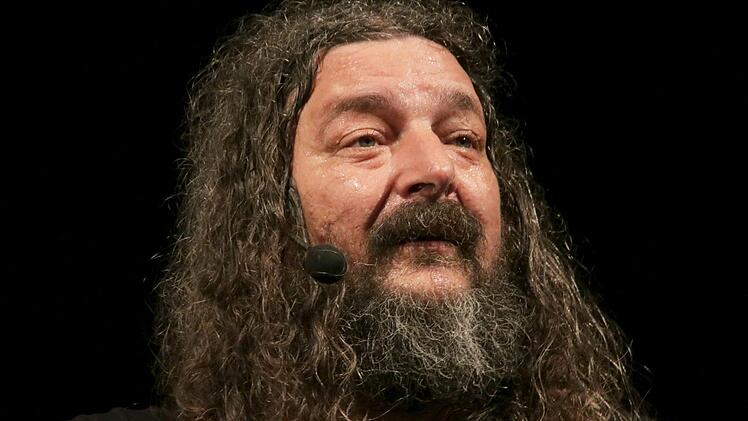 Hard-Core Comedian "Bembers" gastierte in der Stadthalle Ebermannstadt.  Josef Hofbauer