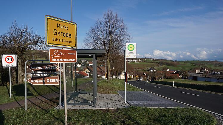 Die neue Bushaltestelle im Neuland Foto: Marion Eckert